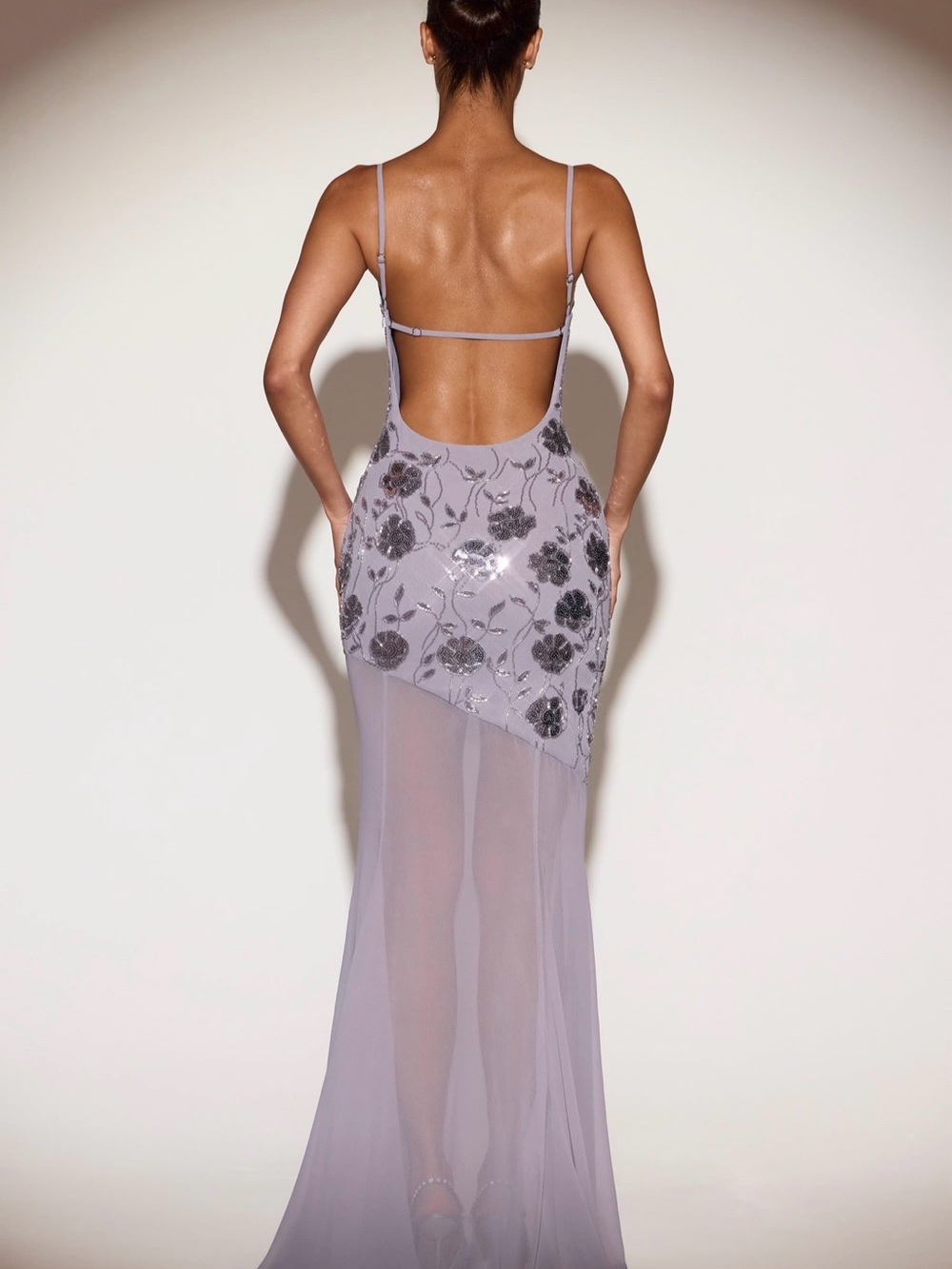 Oh Polly Amarelle Embellished Sweetheart-Neck Backless Gown in Lilac - Picture 3 of 10